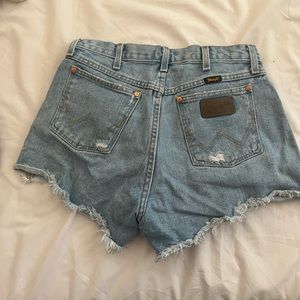wrangler shorts size 29